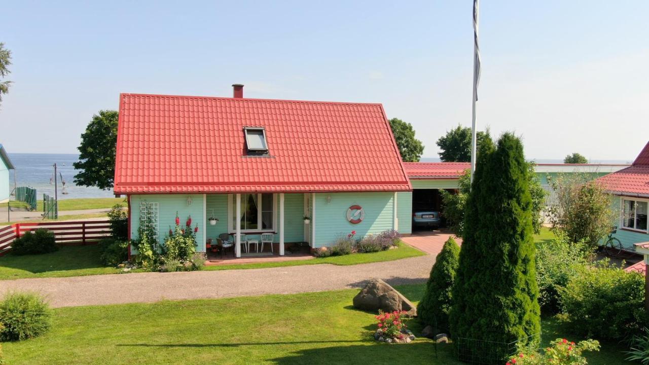 Mere Kodumajutus Kärdla Exterior foto